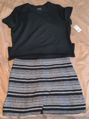 J. Crew Textured/Layered Skirt With Bonus NWT Lord & Taylor Tee